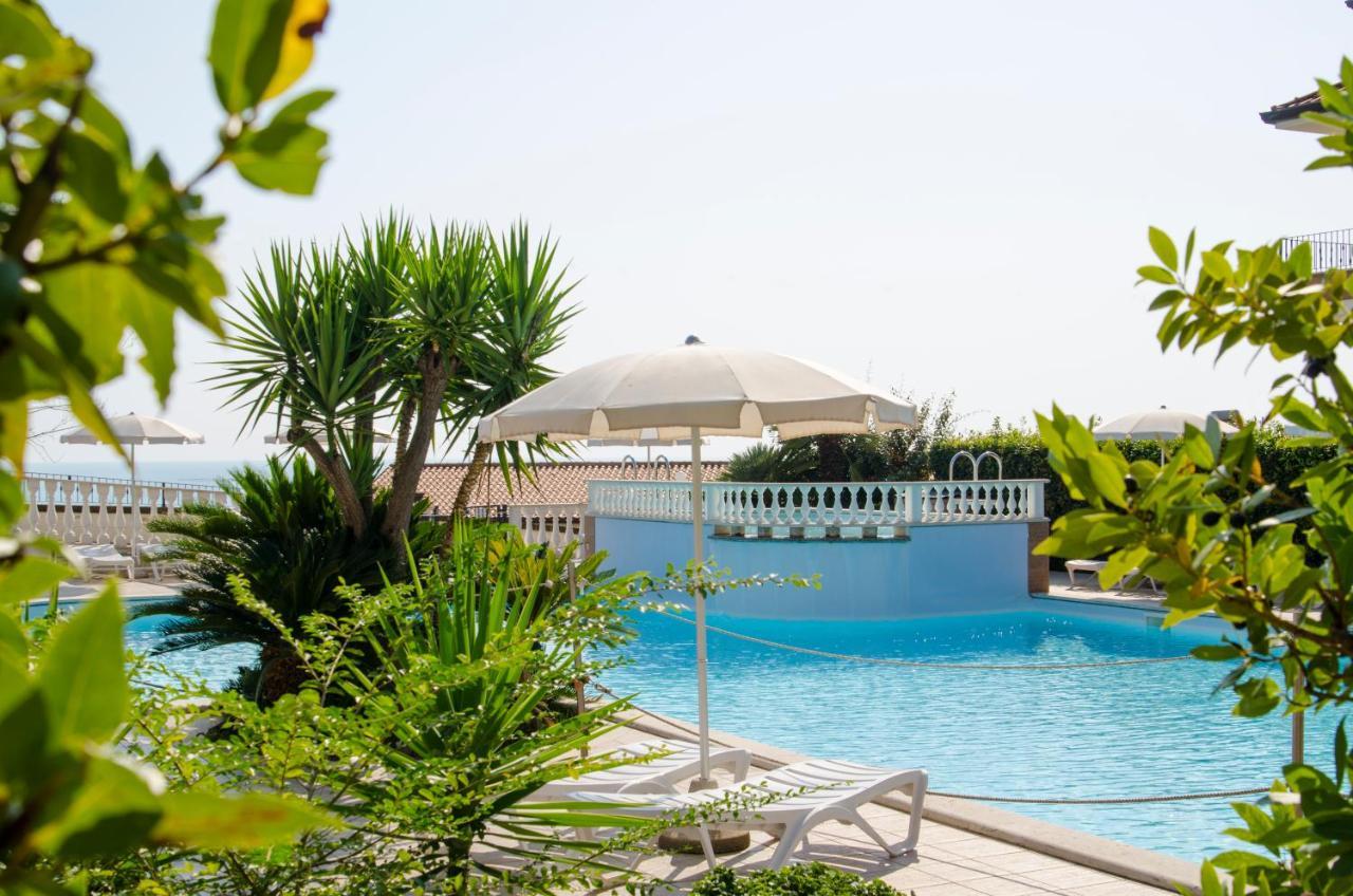 Tortoreto Residence Il Borgo מראה חיצוני תמונה
