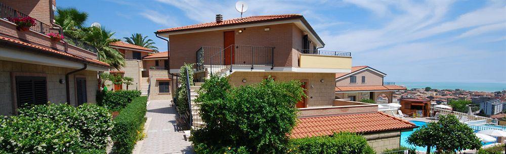 Tortoreto Residence Il Borgo מראה חיצוני תמונה
